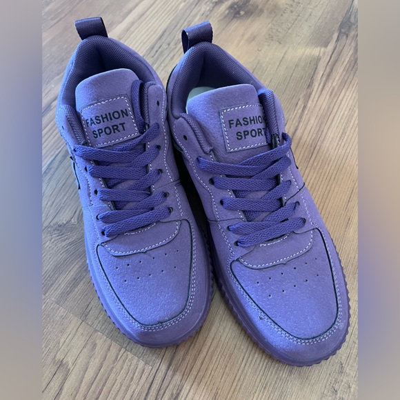 Purple Runners - Picture 2 of 3